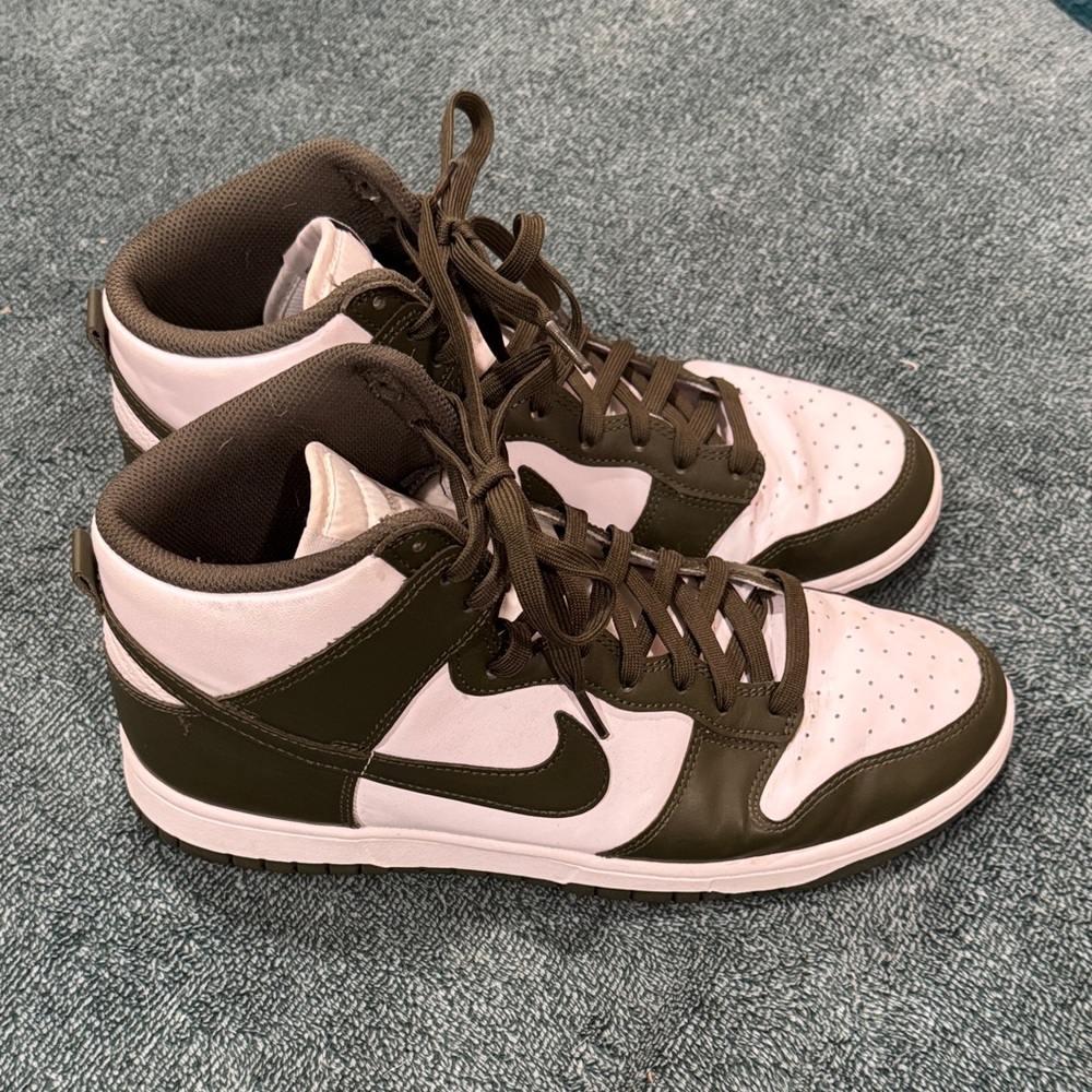 Nike Dunk High Cargo Khaki